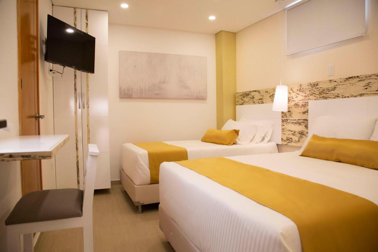 Hotel Silver กวาร์เน ภายนอก รูปภาพ